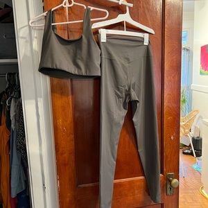 Girlfriend Collective Cypress RIB High-Rise Leggings (LEGGINGS ONLY)